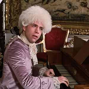 Amadeus Filmi Konusu ve Bilgiler